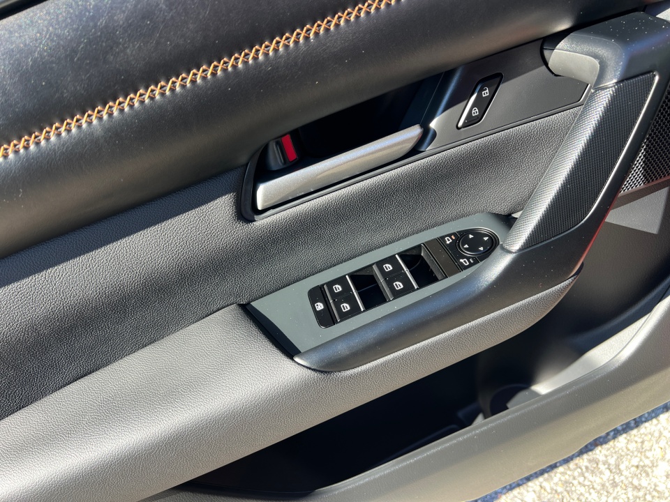 7MMVAADW0TN148857 2026 Mazda CX-50 Hybrid Premium