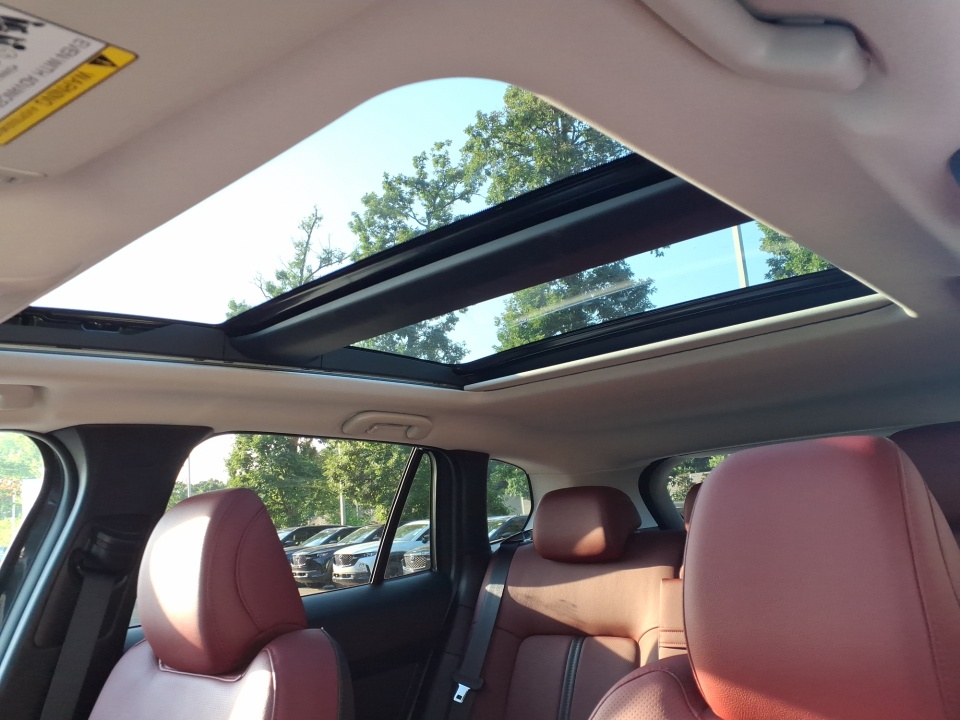 7MMVAADW6SN139143 2025 Mazda CX-50 Hybrid Premium Package