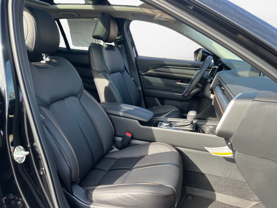 7MMVAADW6TN159992 2026 Mazda CX-50 Hybrid Premium