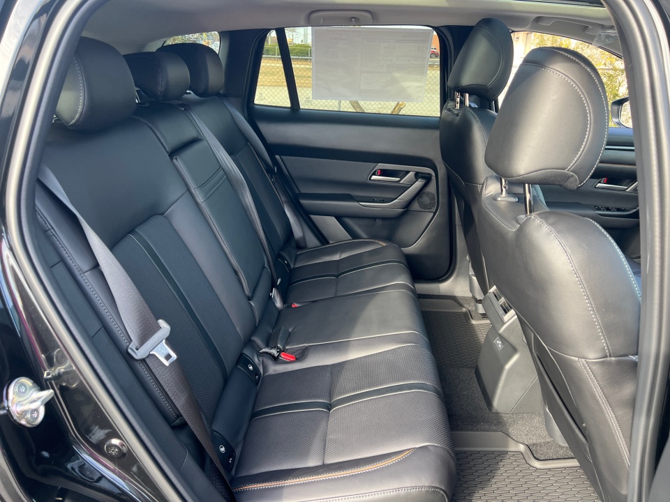 7MMVAADW6TN159992 2026 Mazda CX-50 Hybrid Premium