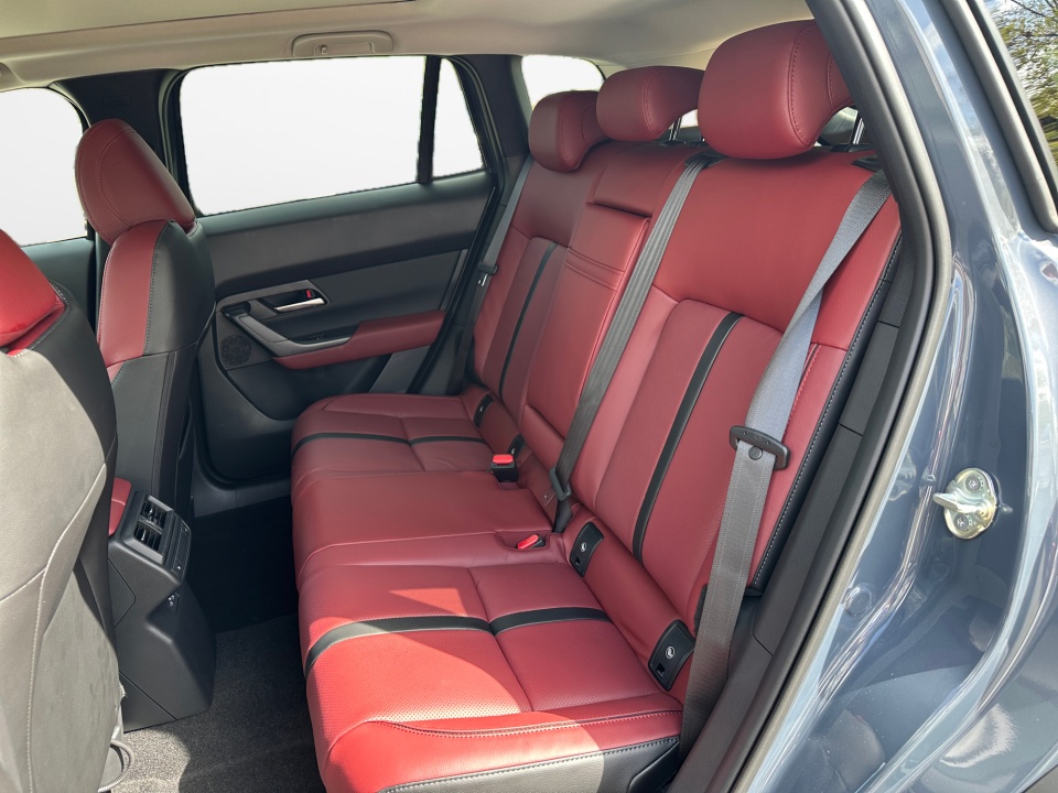 7MMVAAEW9TN168118 2026 Mazda CX-50 Hybrid Premium Plus