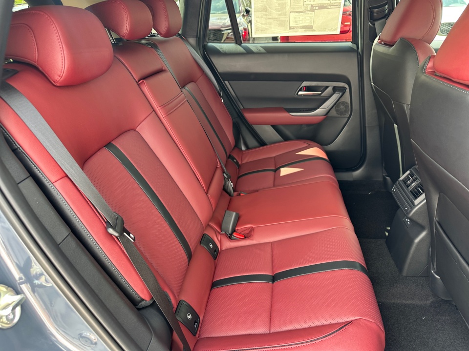 7MMVAAEW9TN168118 2026 Mazda CX-50 Hybrid Premium Plus