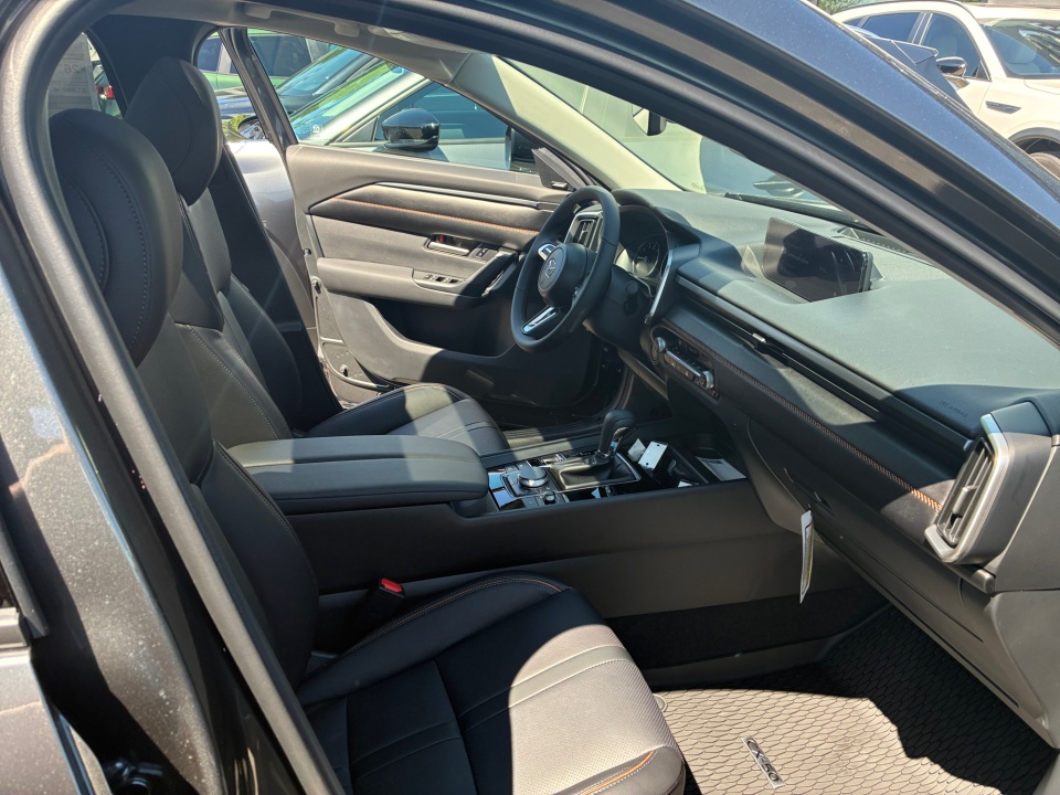 7MMVABDL2TN497112 2026 Mazda CX-50 2.5 S Premium