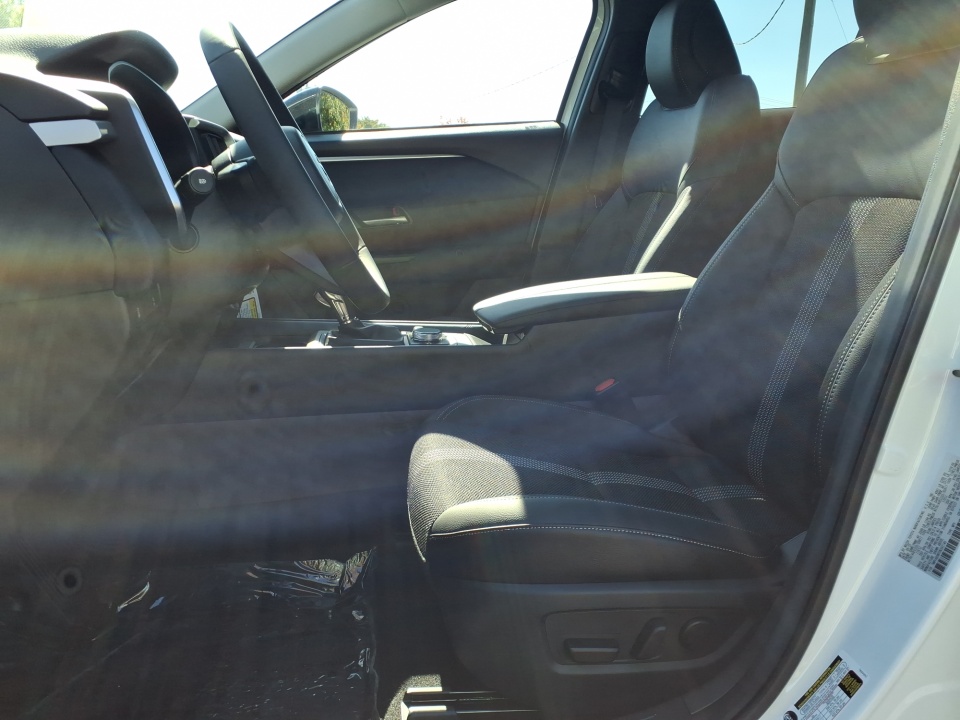 7MMVABDM0SN392740 2025 Mazda CX-50 2.5 S Premium Package