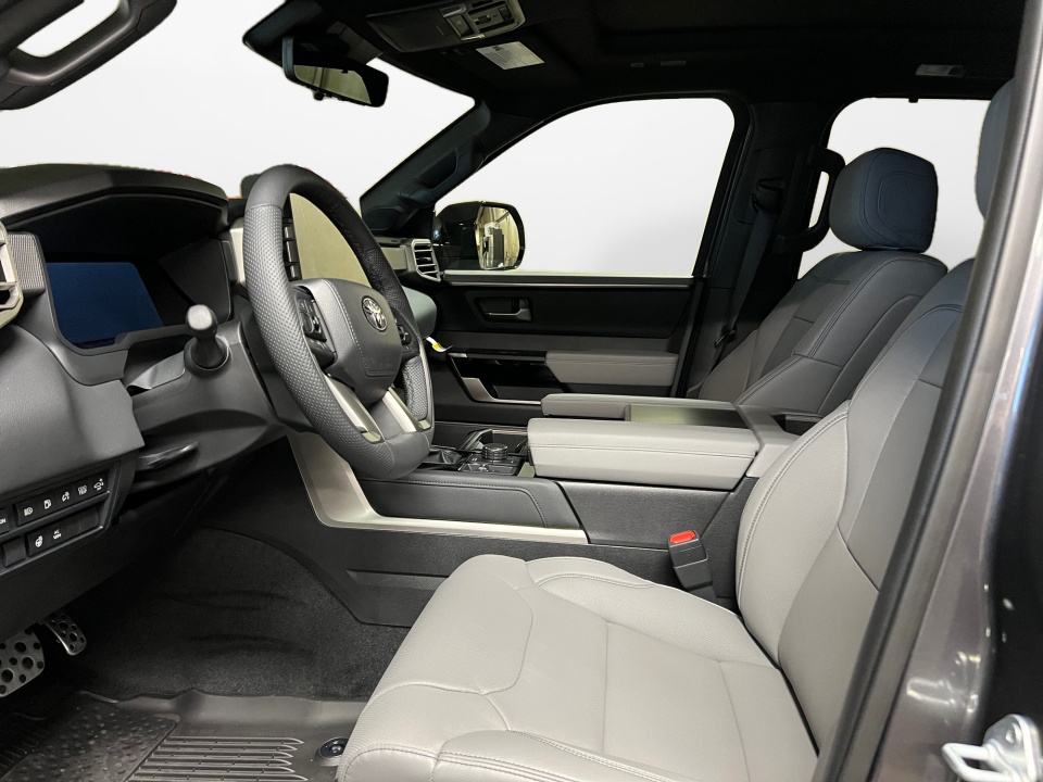 7SVAAABA3TX084636 2026 Toyota Sequoia Limited