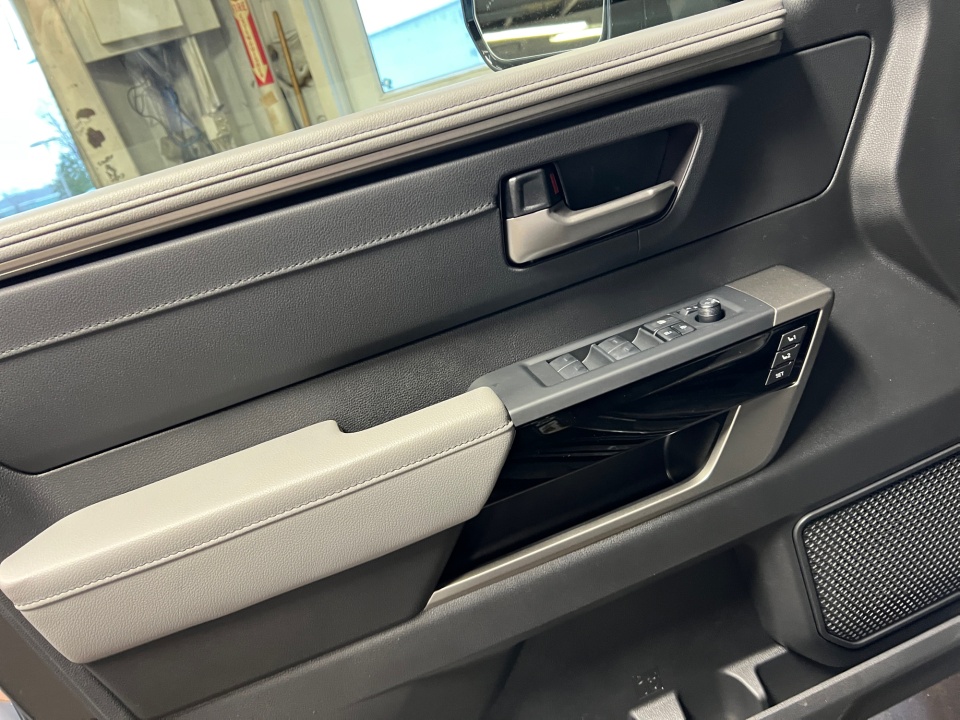 7SVAAABA3TX084636 2026 Toyota Sequoia Limited