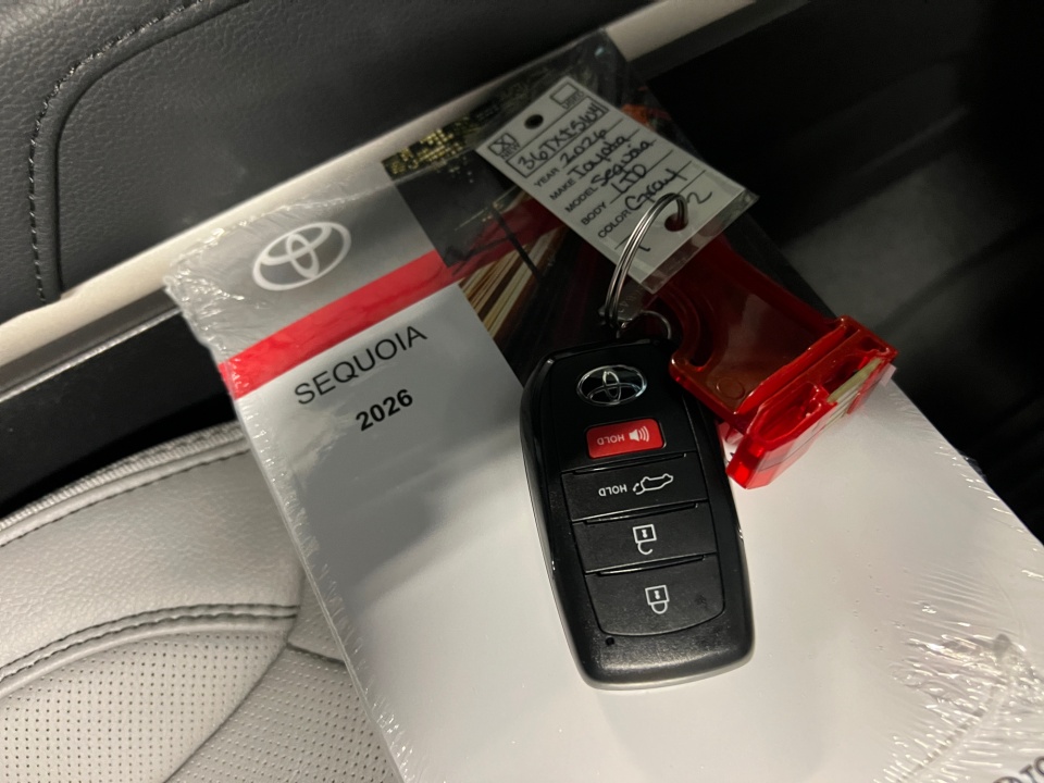 7SVAAABA3TX084636 2026 Toyota Sequoia Limited