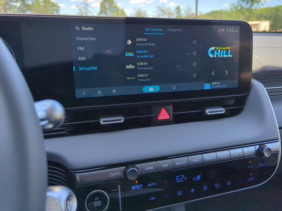 7YAKMDDC8TY066741 2026 Hyundai IONIQ 5 SE