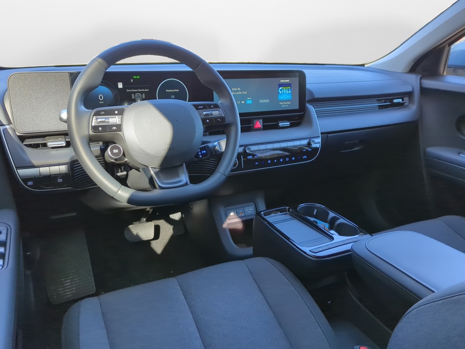 7YAKMDDCXTY048550 2026 Hyundai IONIQ 5 SE