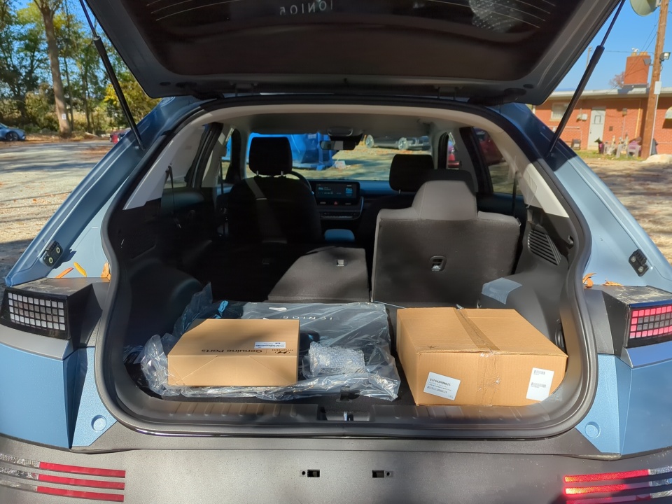 7YAKMDDCXTY048550 2026 Hyundai IONIQ 5 SE