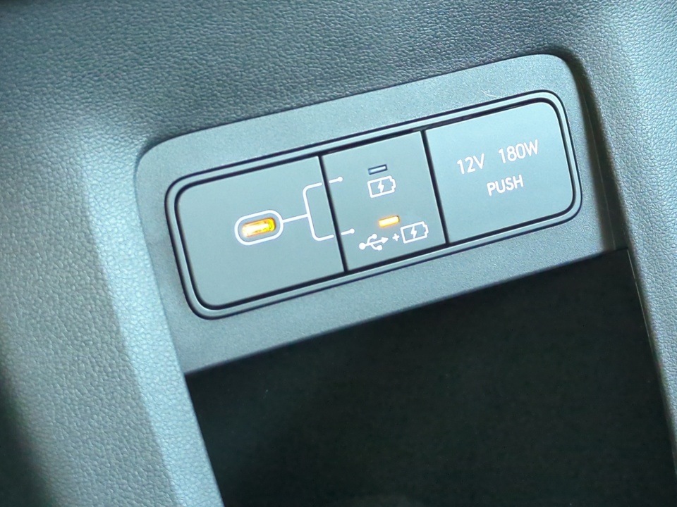 7YAKMDDCXTY048550 2026 Hyundai IONIQ 5 SE