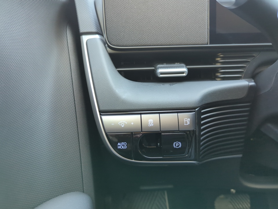 7YAKMDDCXTY048550 2026 Hyundai IONIQ 5 SE