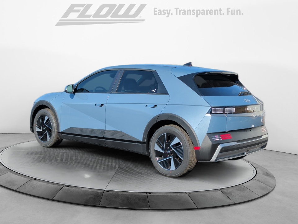 7YAKNDDC4TY045995 2026 Hyundai IONIQ 5 SEL