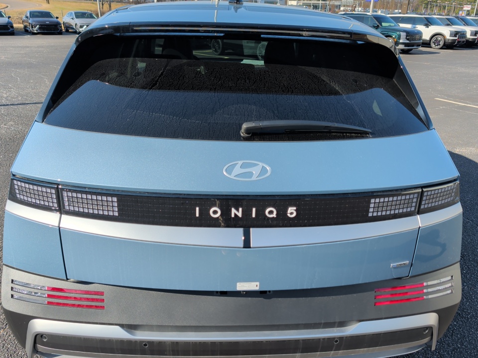 7YAKNDDC4TY045995 2026 Hyundai IONIQ 5 SEL