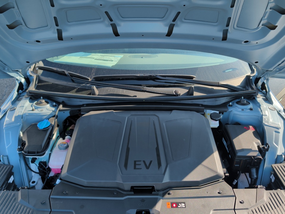 7YAKNDDC4TY045995 2026 Hyundai IONIQ 5 SEL