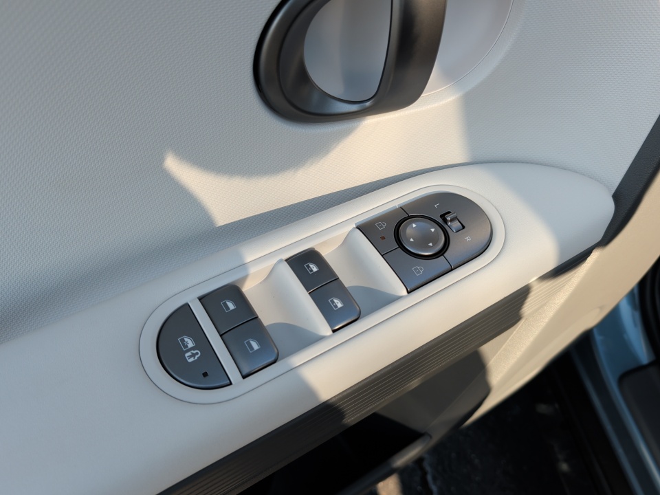 7YAKNDDC4TY045995 2026 Hyundai IONIQ 5 SEL