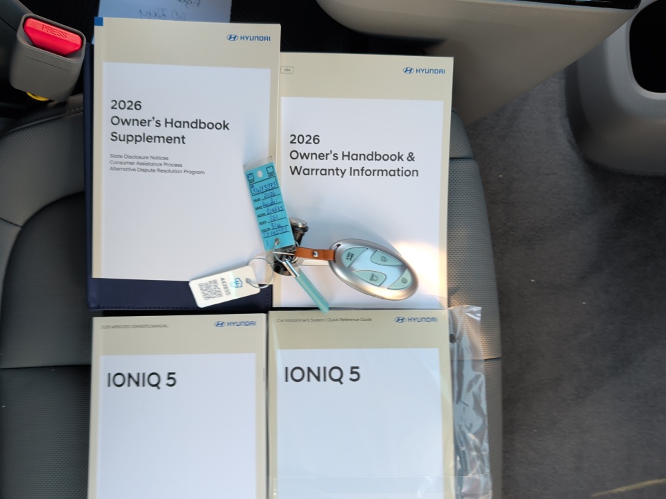 7YAKNDDC4TY045995 2026 Hyundai IONIQ 5 SEL