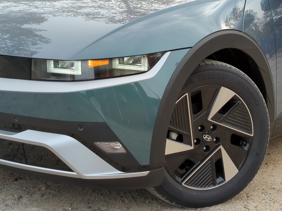 7YAKNDDCXTY045855 2026 Hyundai IONIQ 5 SEL