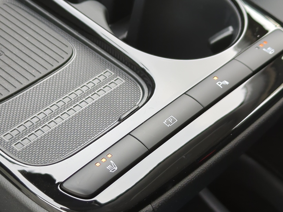 7YAKNDDCXTY045855 2026 Hyundai IONIQ 5 SEL