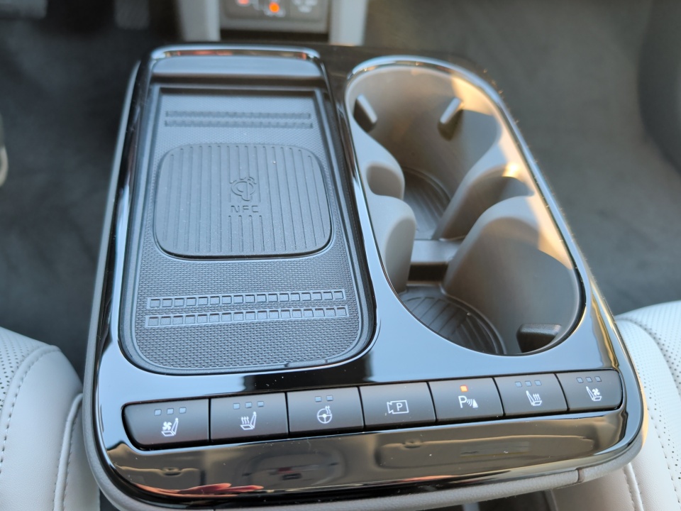 7YAKRDDC0TY057811 2026 Hyundai IONIQ 5 Limited