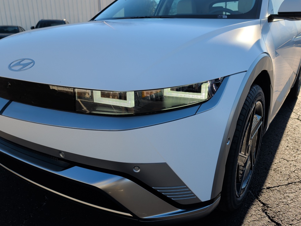 7YAKRDDC0TY057811 2026 Hyundai IONIQ 5 Limited