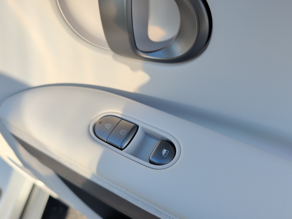 7YAKRDDC0TY057811 2026 Hyundai IONIQ 5 Limited