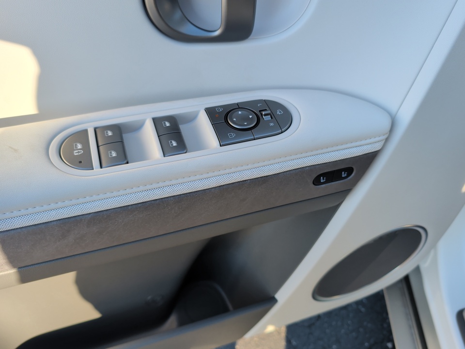 7YAKRDDC0TY057811 2026 Hyundai IONIQ 5 Limited