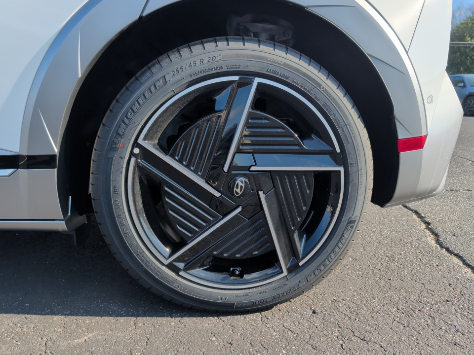 7YAKRDDC9TY045883 2026 Hyundai IONIQ 5 Limited