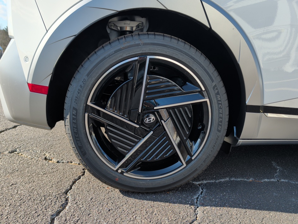 7YAKRDDC9TY045883 2026 Hyundai IONIQ 5 Limited