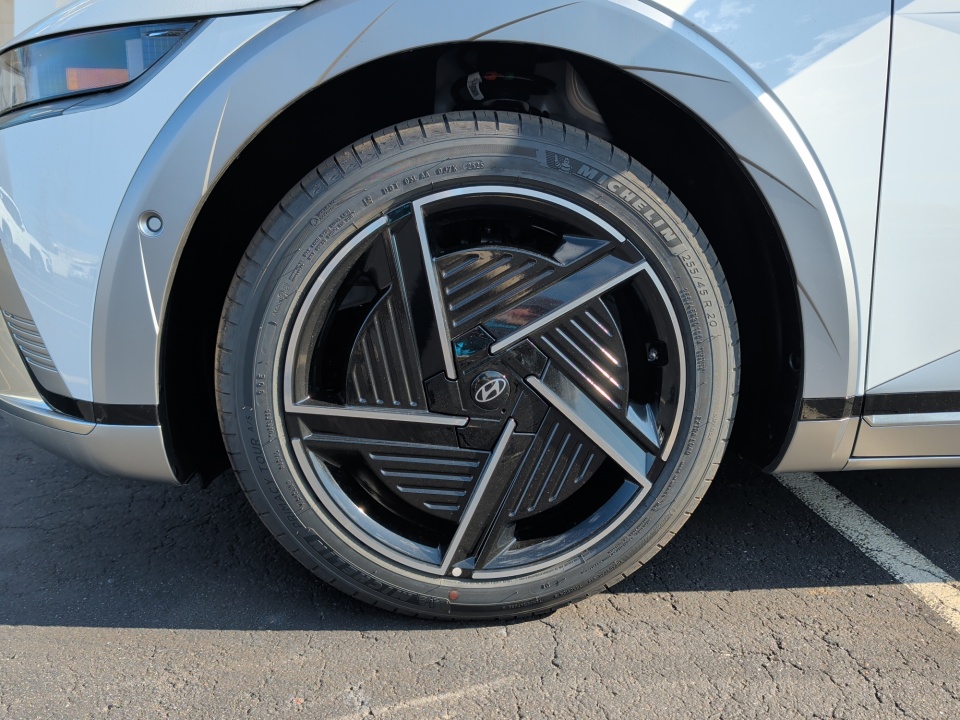 7YAKRDDC9TY045883 2026 Hyundai IONIQ 5 Limited