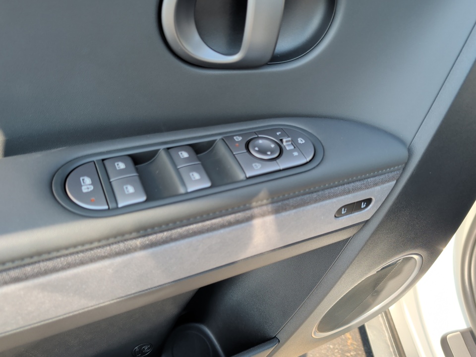 7YAKRDDC9TY045883 2026 Hyundai IONIQ 5 Limited