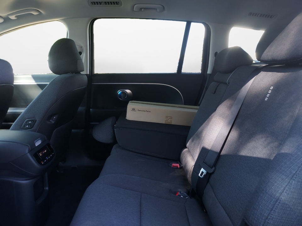 7YAMTFS31TY005872 2026 Hyundai IONIQ 9 SE