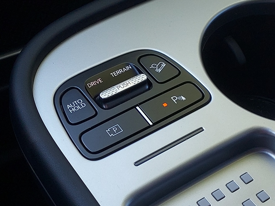 7YAMTFS31TY005872 2026 Hyundai IONIQ 9 SE