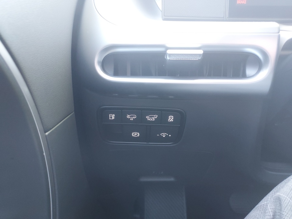 7YAMTFS31TY005872 2026 Hyundai IONIQ 9 SE