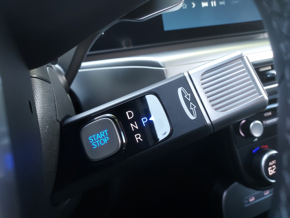 7YAMTFS31TY005872 2026 Hyundai IONIQ 9 SE