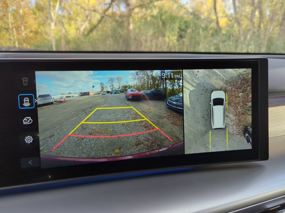 7YAMUFS32TY005439 2026 Hyundai IONIQ 9 SEL