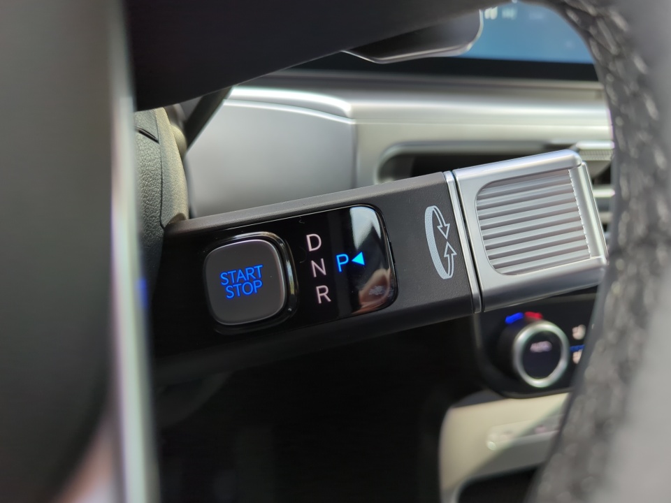 7YAMUFS32TY005439 2026 Hyundai IONIQ 9 SEL