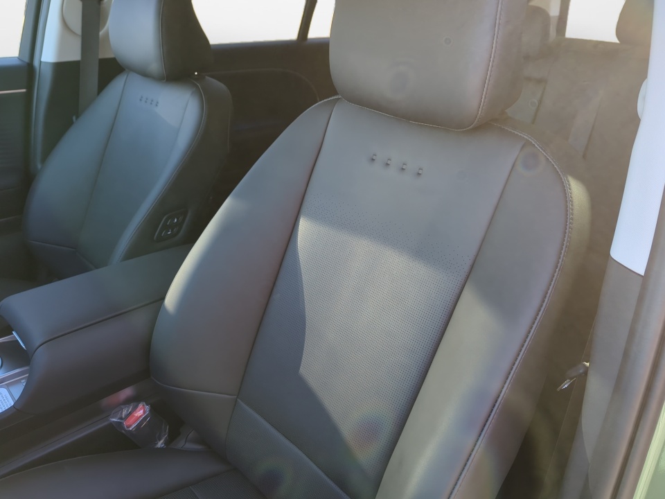 7YAMUFS32TY006588 2026 Hyundai IONIQ 9 SEL