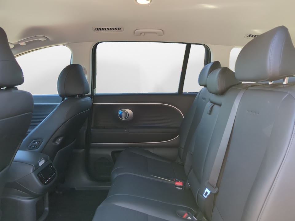 7YAMUFS32TY006588 2026 Hyundai IONIQ 9 SEL