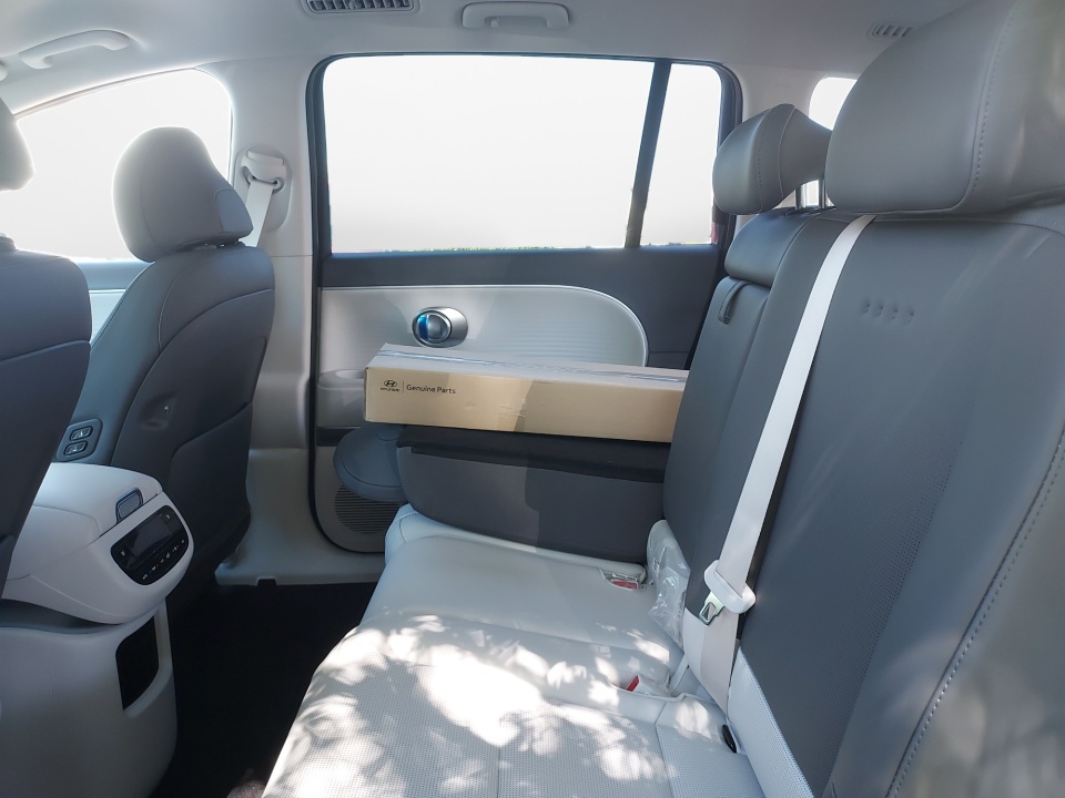 7YAMUFS3XTY008234 2026 Hyundai IONIQ 9 SEL