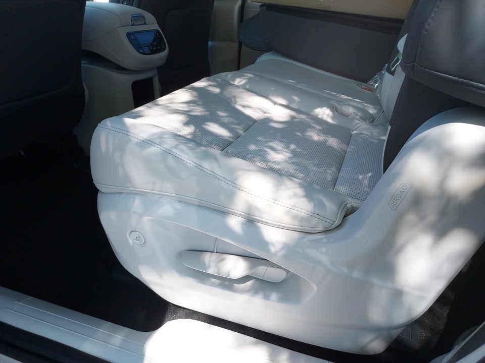 7YAMUFS3XTY008234 2026 Hyundai IONIQ 9 SEL