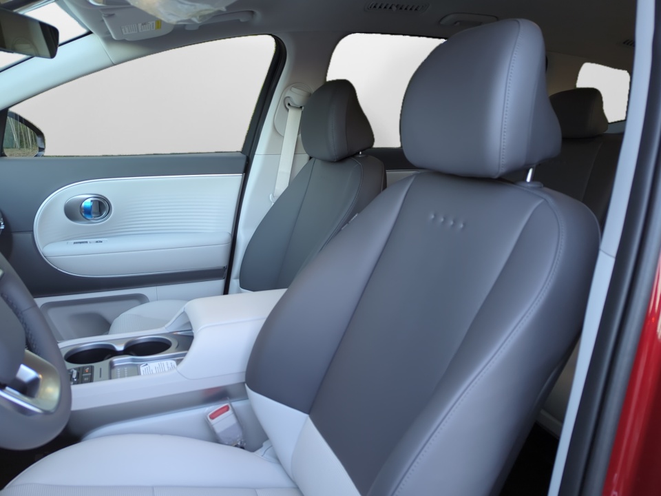 7YAMUFS3XTY008363 2026 Hyundai IONIQ 9 SEL