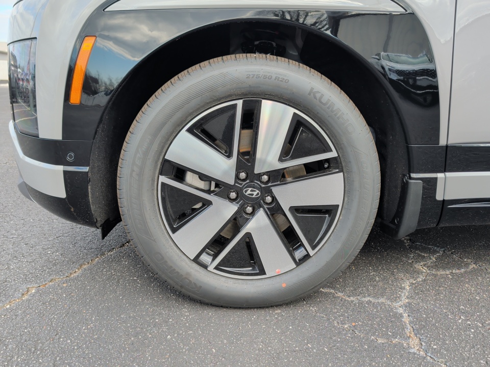 7YAMUFS3XTY010632 2026 Hyundai IONIQ 9 SEL