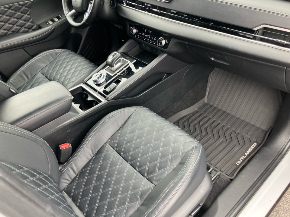 Used 2023 Mitsubishi Outlander SUV