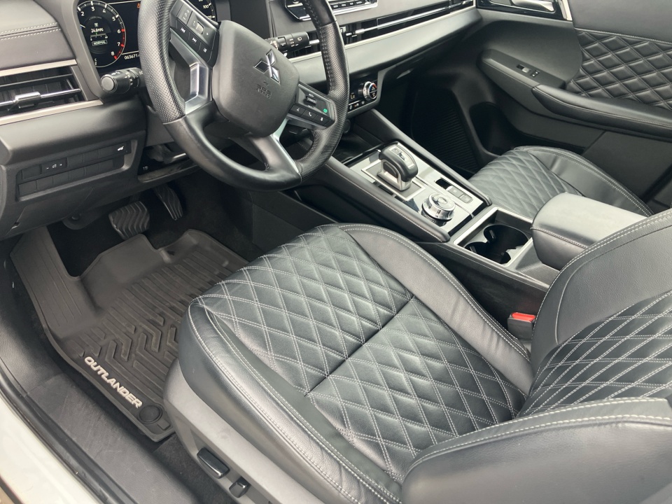 Used 2023 Mitsubishi Outlander SUV