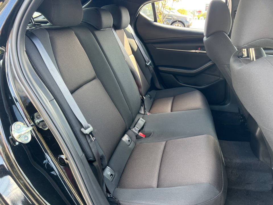 JM1BPAJL5T1871994 2026 Mazda Mazda3 Hatchback 2.5 S