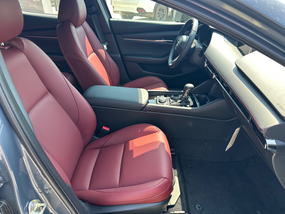 JM1BPBLL6T1860943 2026 Mazda Mazda3 Hatchback 2.5 S Carbon Edition