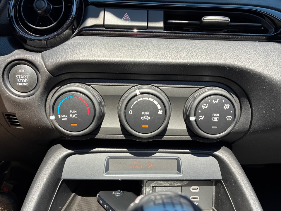 JM1NDAB78T0704297 2026 Mazda MX-5 Miata Sport
