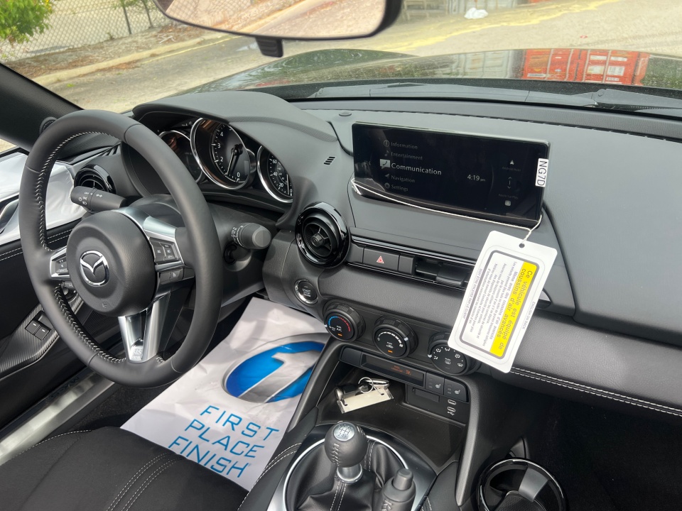 JM1NDAC79T0703027 2026 Mazda MX-5 Miata Club