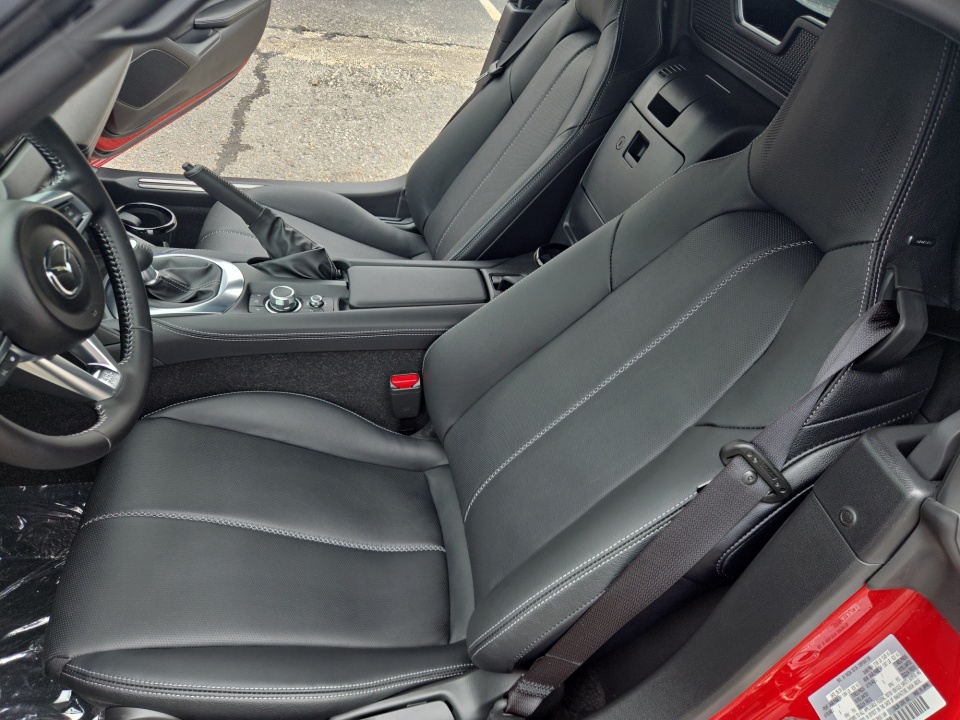 JM1NDAD74T0707792 2026 Mazda MX-5 Miata Grand Touring